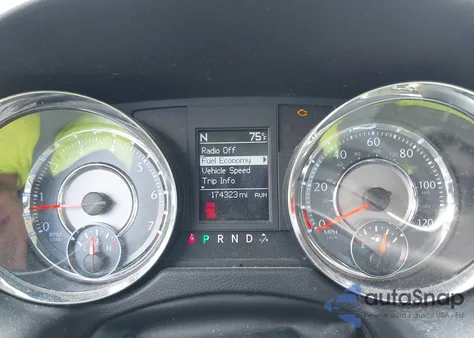 2012 Chrysler Town & Country Touring-L from USA, damaged, VIN 2C4RC1CG2CR348888